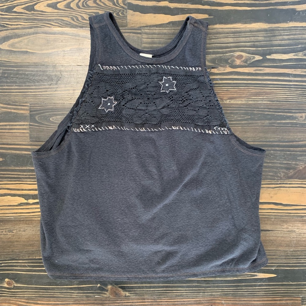 We the Free deconstructed tank